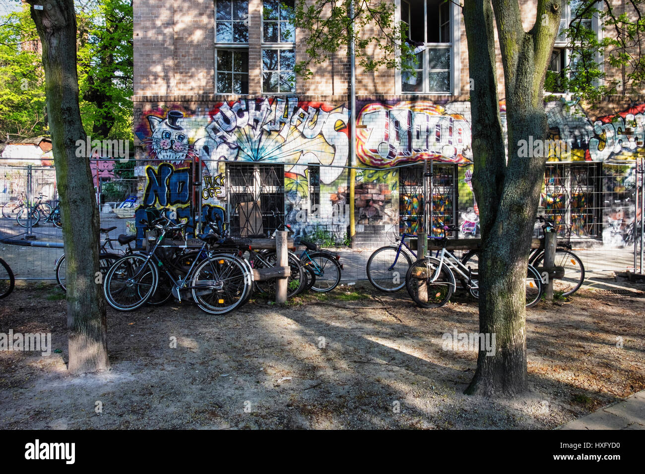 Berlin,Kreuzberg.Georg von betreibt Rauch House als eine frei lebende kollektive mit rund 40 Mitgliedern. Gebäudehülle, kommunale Leben, Gemeinde, hocken Stockfoto