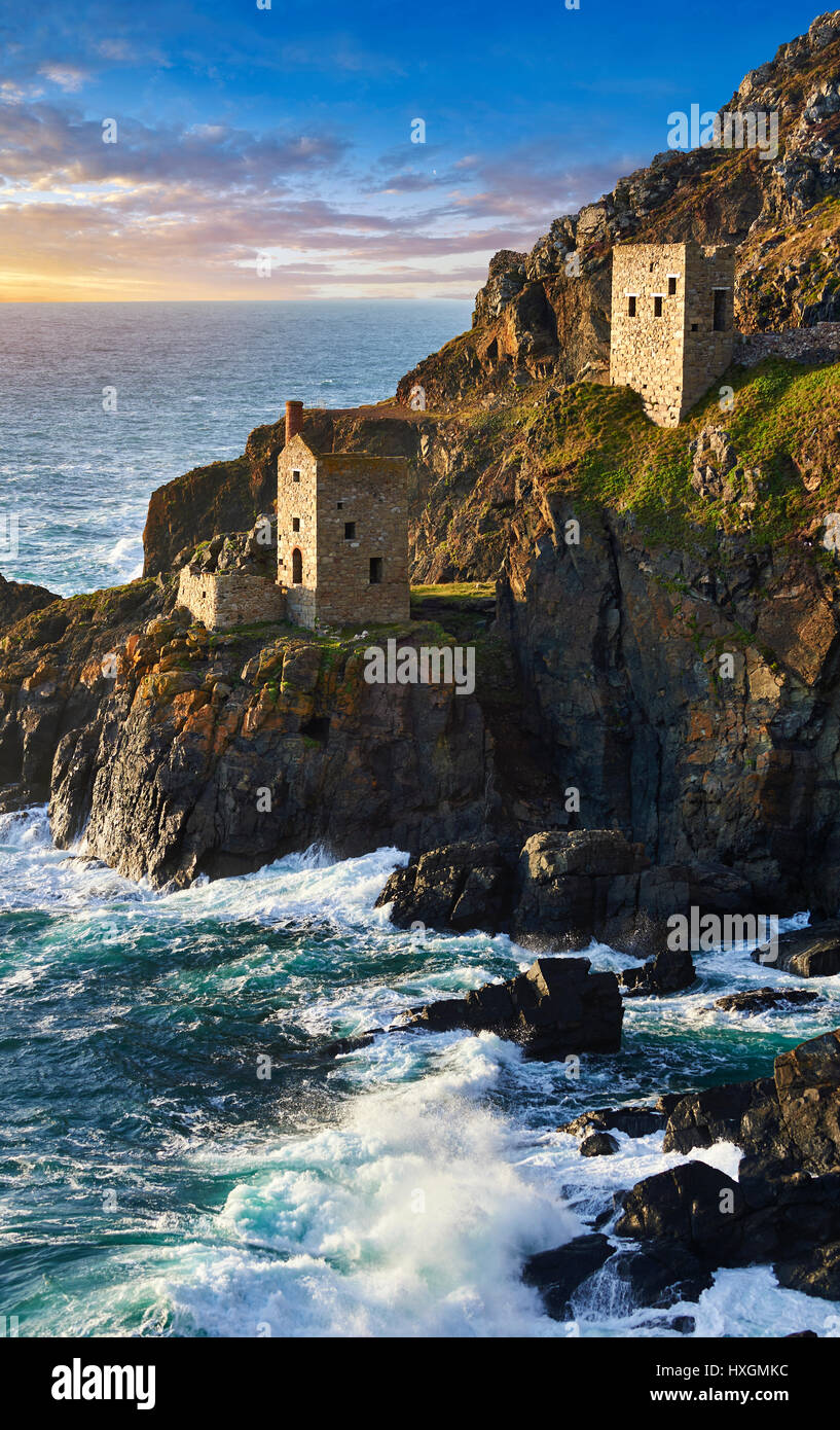 Zerstörten Motor beherbergt von Botallack Tin Mine, in der Nähe von St. Agnes, Cornwall Stockfoto