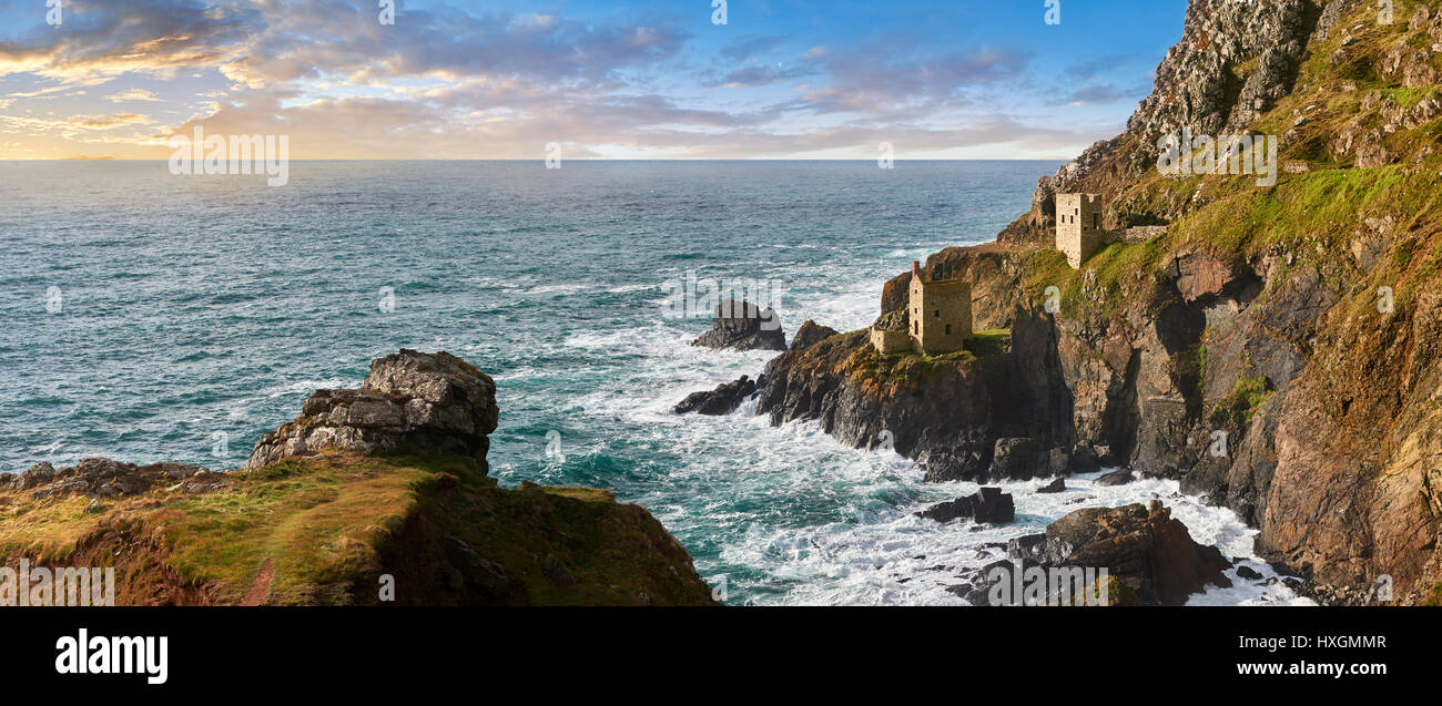 Zerstörten Motor beherbergt von Botallack Tin Mine, in der Nähe von St. Agnes, Cornwall Stockfoto