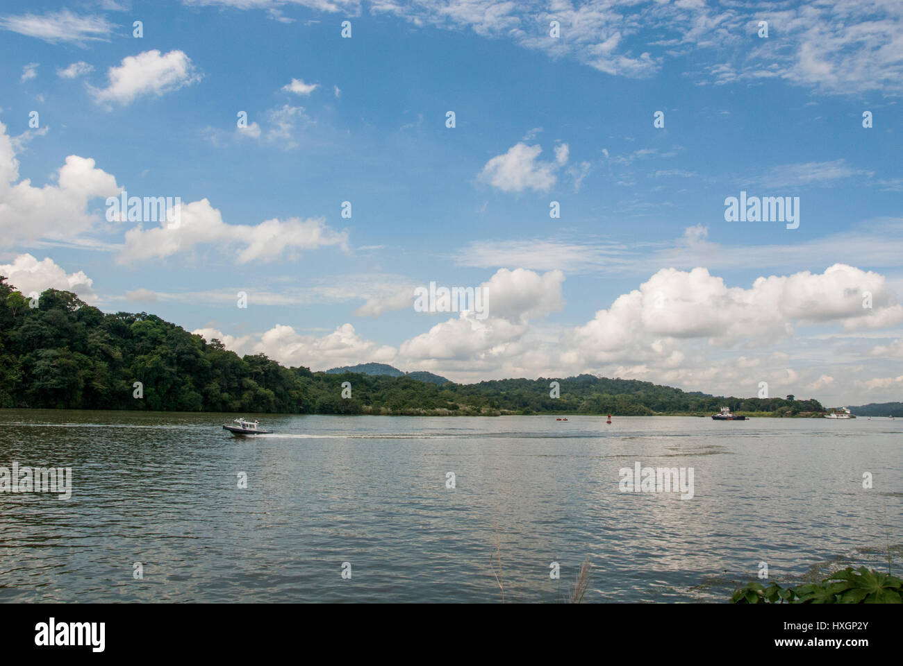 Panama-Kanal in einem sonnigen Sommertag - Panamakanal 22. November 2013 Stockfoto