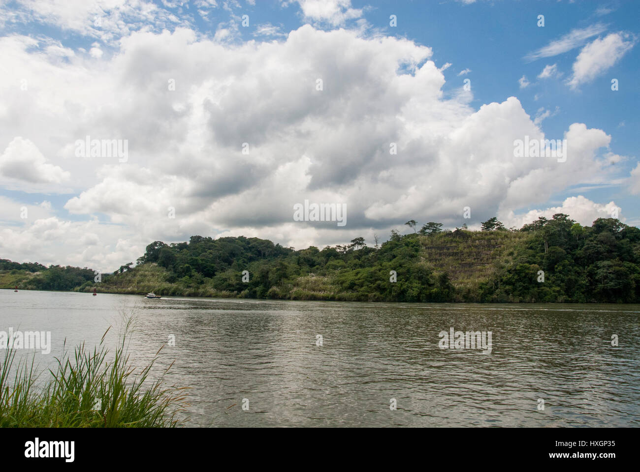 Panama-Kanal in einem sonnigen Sommertag - Panamakanal 22. November 2013 Stockfoto