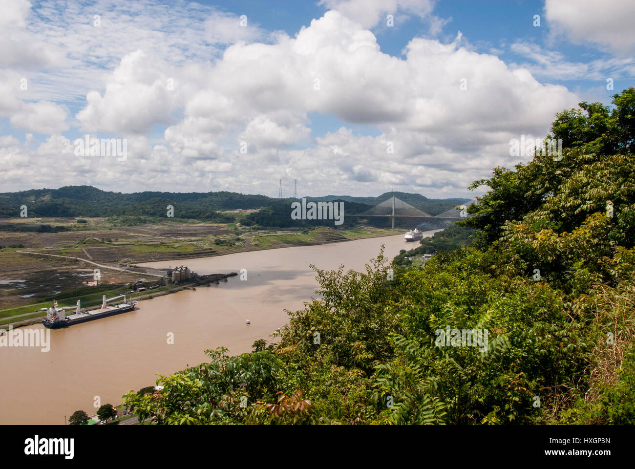 Panama-Kanal in einem sonnigen Sommertag - Panamakanal 22. November 2013 Stockfoto