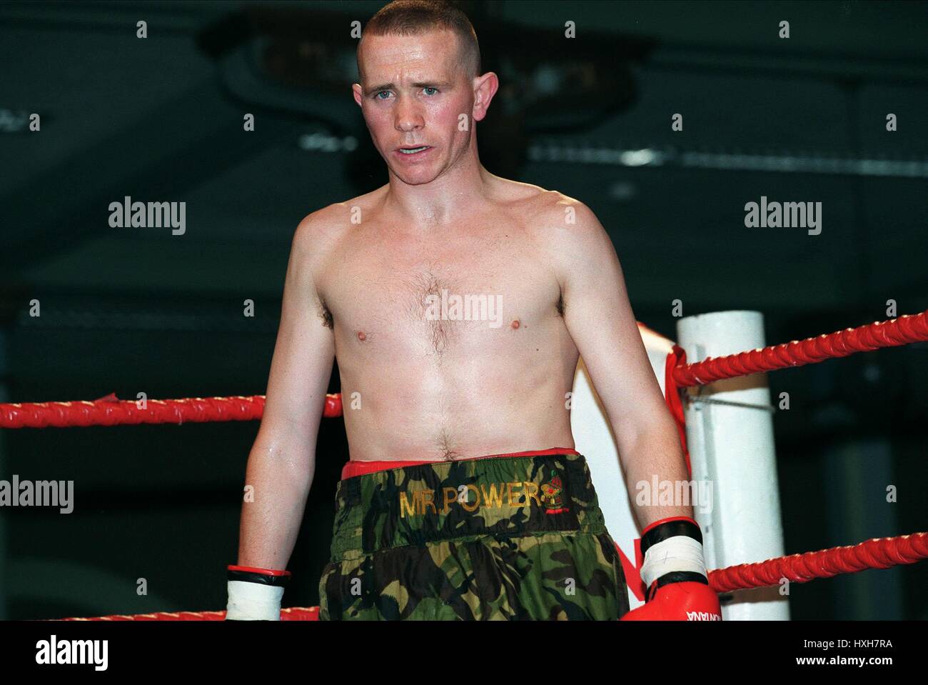 PAUL INGLE FEDERGEWICHT BOXER 30. August 1998 Stockfoto