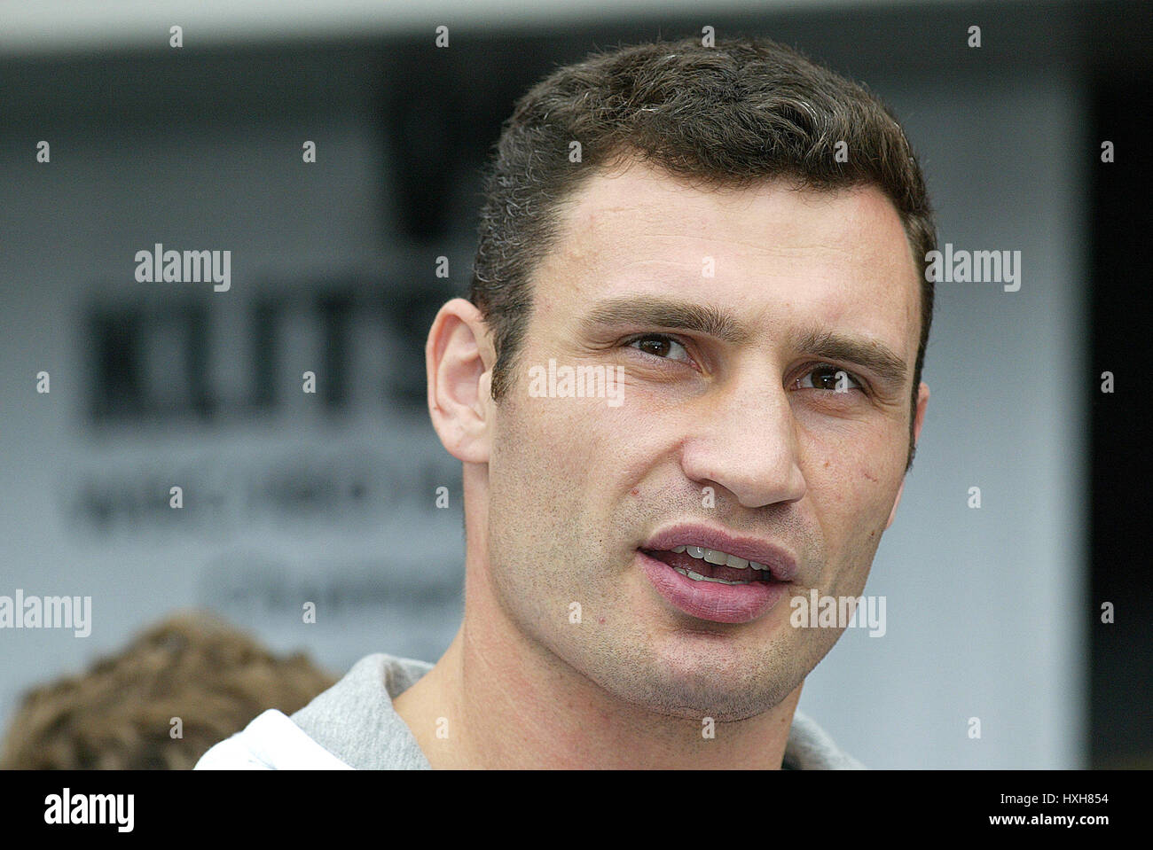 VITALI KLITSCHKO BOXER STAPLES Center LOS ANGELES USA 19. Juni 2003 Stockfoto