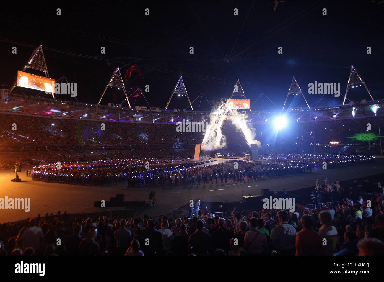 Olympia Stadion GENERAL VIEW Olympischen Spiele schließen Olympischen Spiele schließen Zeremonie STRATFORD LONDON ENGLAND 12. August 2012 Stockfoto