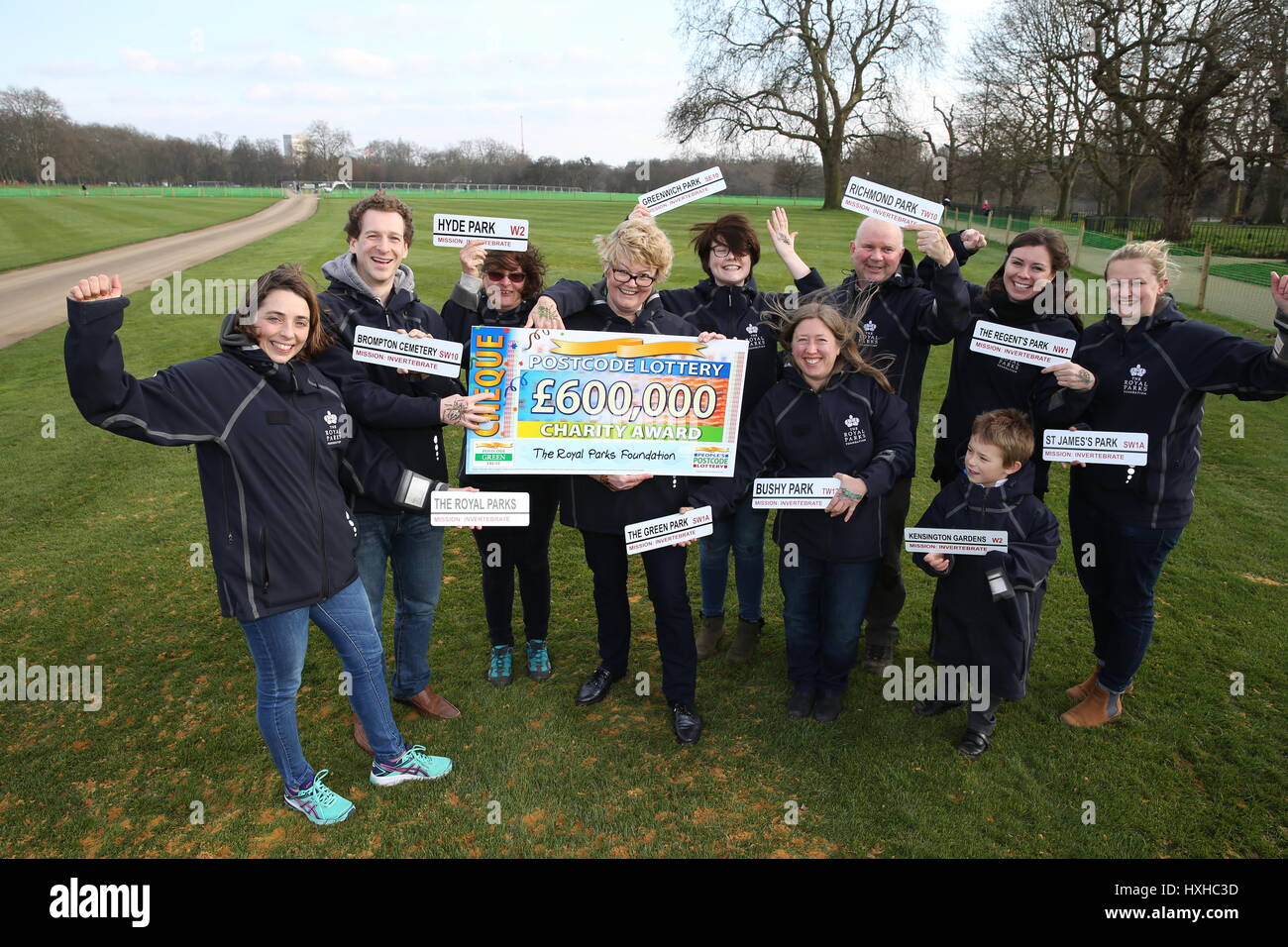 Ein preisgekröntes Körper Künstler malt 8 lebensechten Wirbellosen starten eine neue Partnerschaft zwischen der königlichen Parks Nächstenliebe und Volkspartei Postleitzahl Lotterie Stockfoto