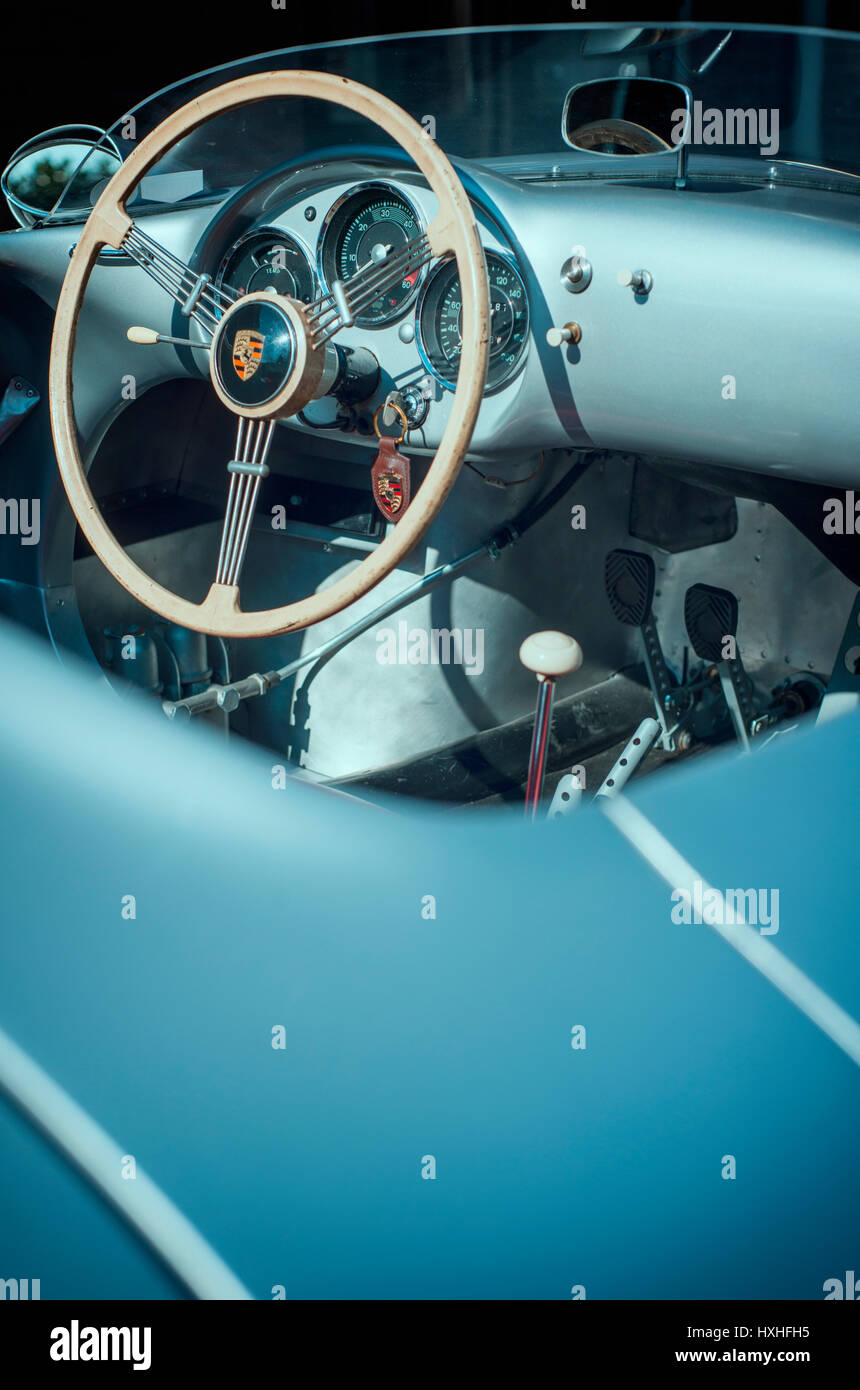 Innenraum eines Sportwagens Porsche 550 Spyder Stockfoto