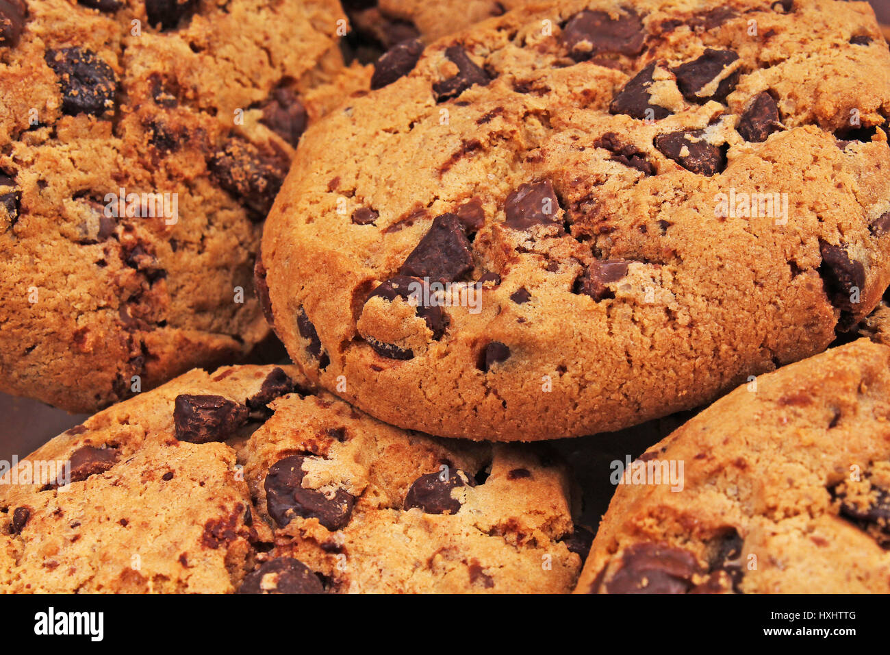Amerikanische Cookies. Kekse-Textur. Amerikanisches Cookie Muster Hintergrundbild für jeden Begriff. Schokolade und Keks Snacks. Stockfoto
