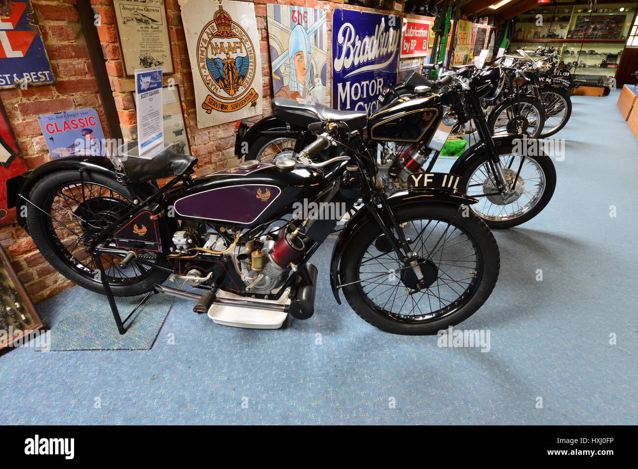 Ein Oldtimer Motorrad in einem Museum im Vereinigten Königreich Stockfoto