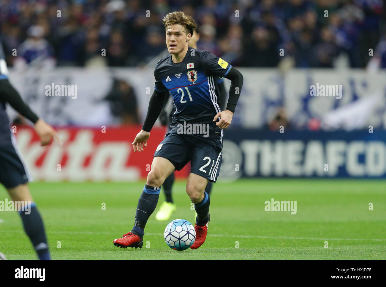 Gotoku Sakai (JPN), 28. März 2017 - Fußball: Gotoku Sakai in Japan läuft mit dem Ball im 2018 FIFA World Cup Russland & AFC Asian Cup VAE 2019 gemeinsame Final Qualifikation Vorrunde Spiel zwischen Japan und Thailand im Saitama Stadium 2002 in Saitama, Japan Credit: AFLO/Alamy Live News Stockfoto