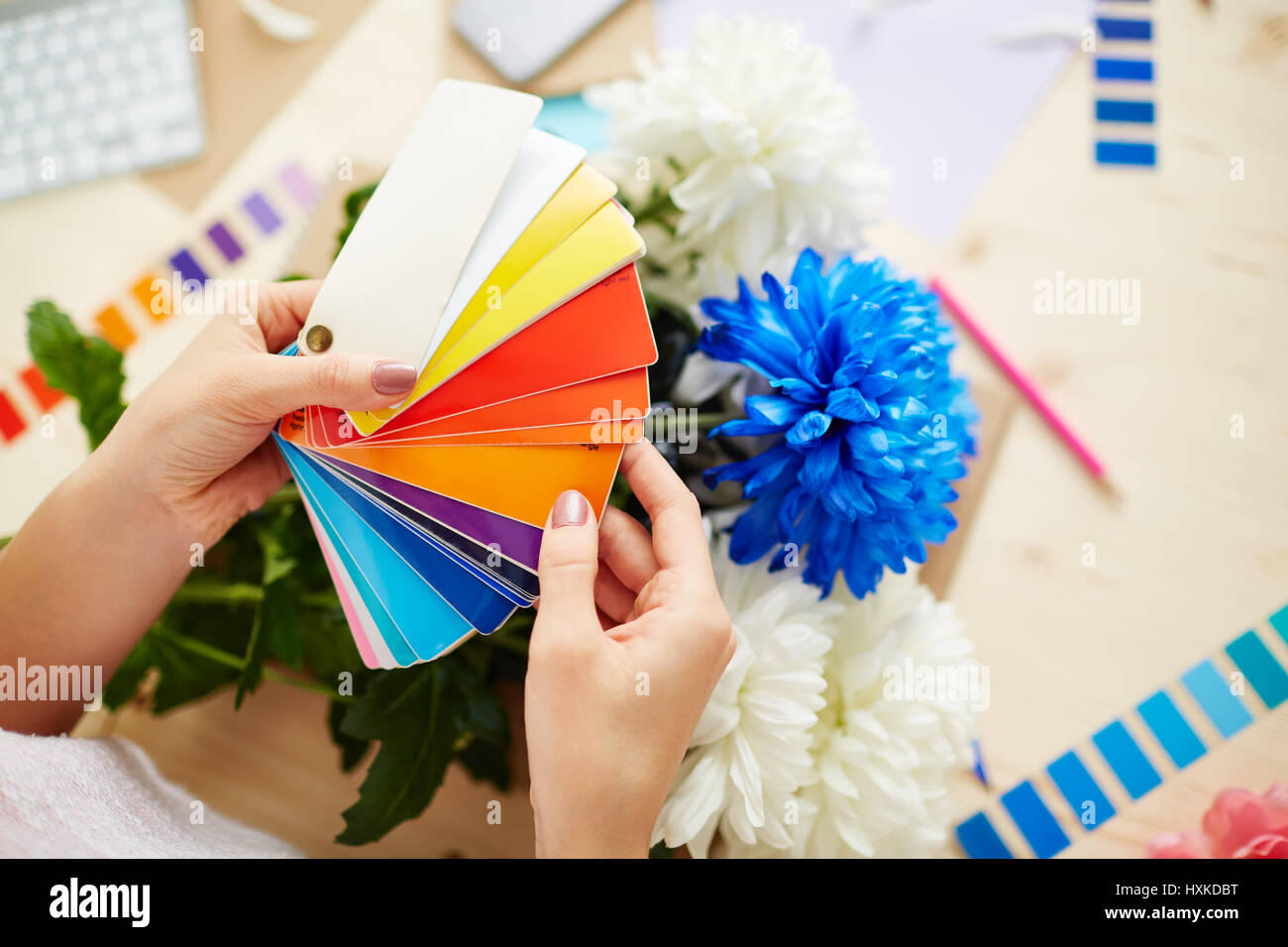 Designer mit Farbmuster Stockfoto