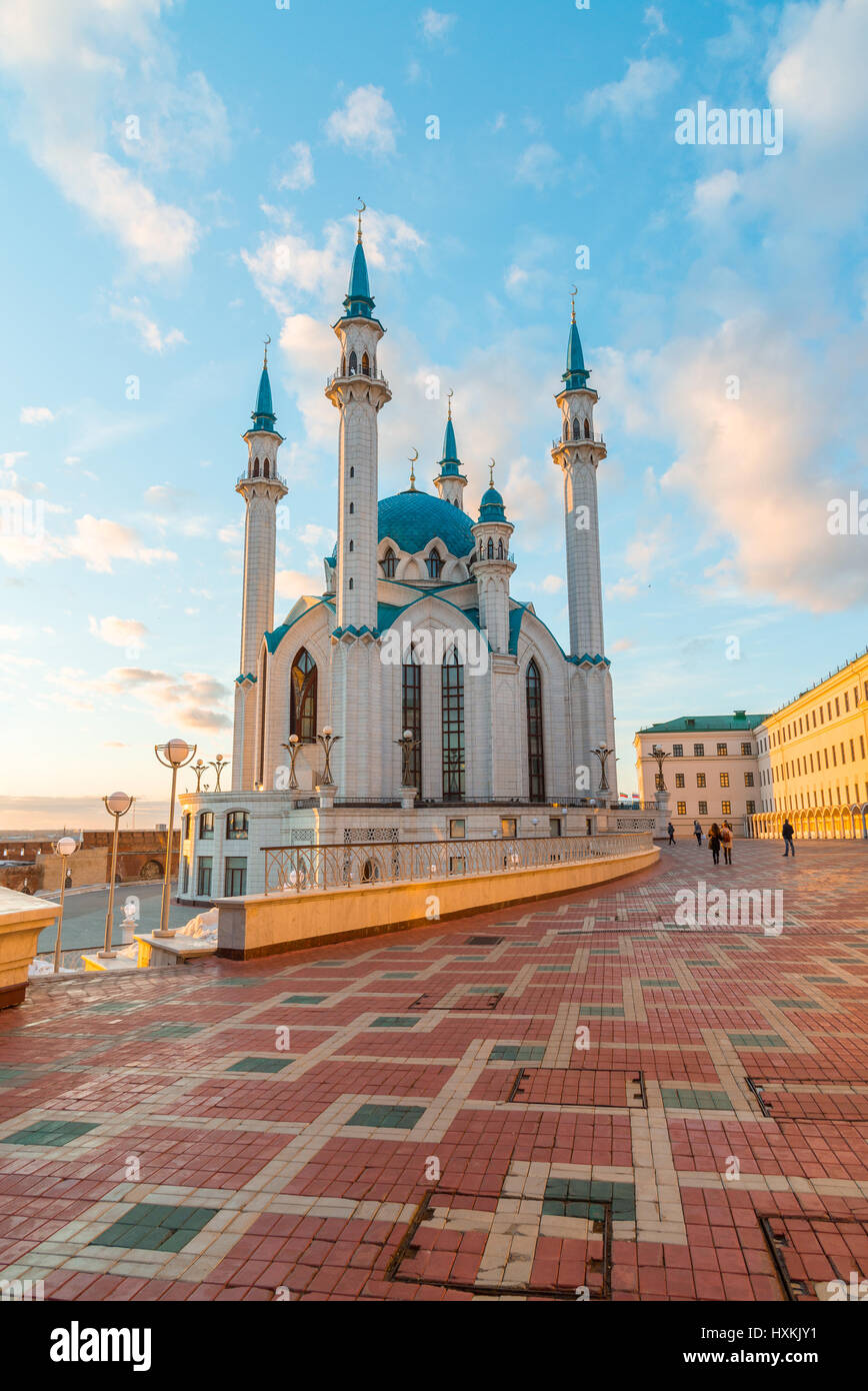 Kul-Sharif-Moschee in Kazan Kremlin in Tatarstan, Russland. Bei Sonnenuntergang Stockfoto