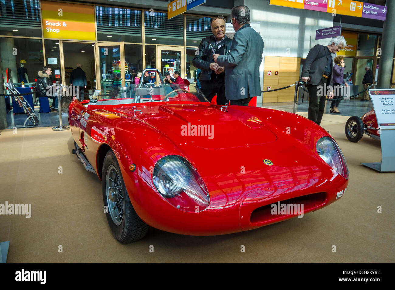 STUTTGART, Deutschland - 2. März 2017: Sport Rennwagen Stanguellini 750 Sport, 1953. Europas größte Oldtimer-Messe "RETRO CLASSICS" Stockfoto