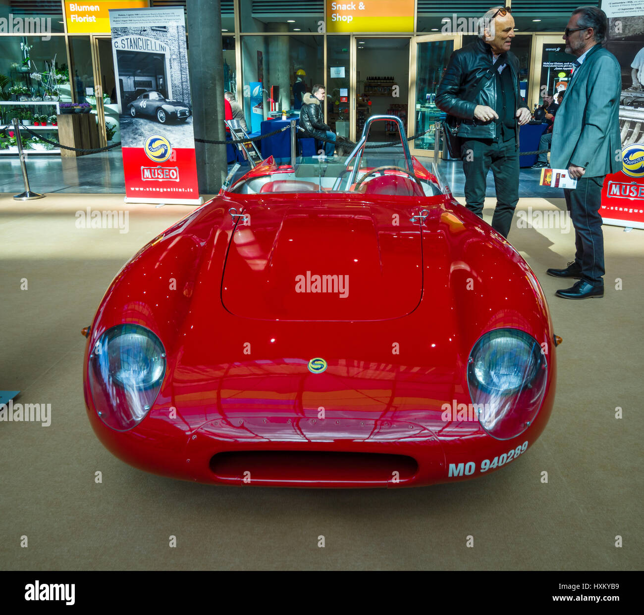 STUTTGART, Deutschland - 2. März 2017: Sport Rennwagen Stanguellini 750 Sport, 1953. Europas größte Oldtimer-Messe "RETRO CLASSICS" Stockfoto