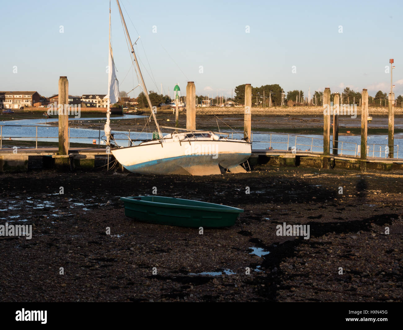 Verlassenen Yacht links am Steg Stockfoto