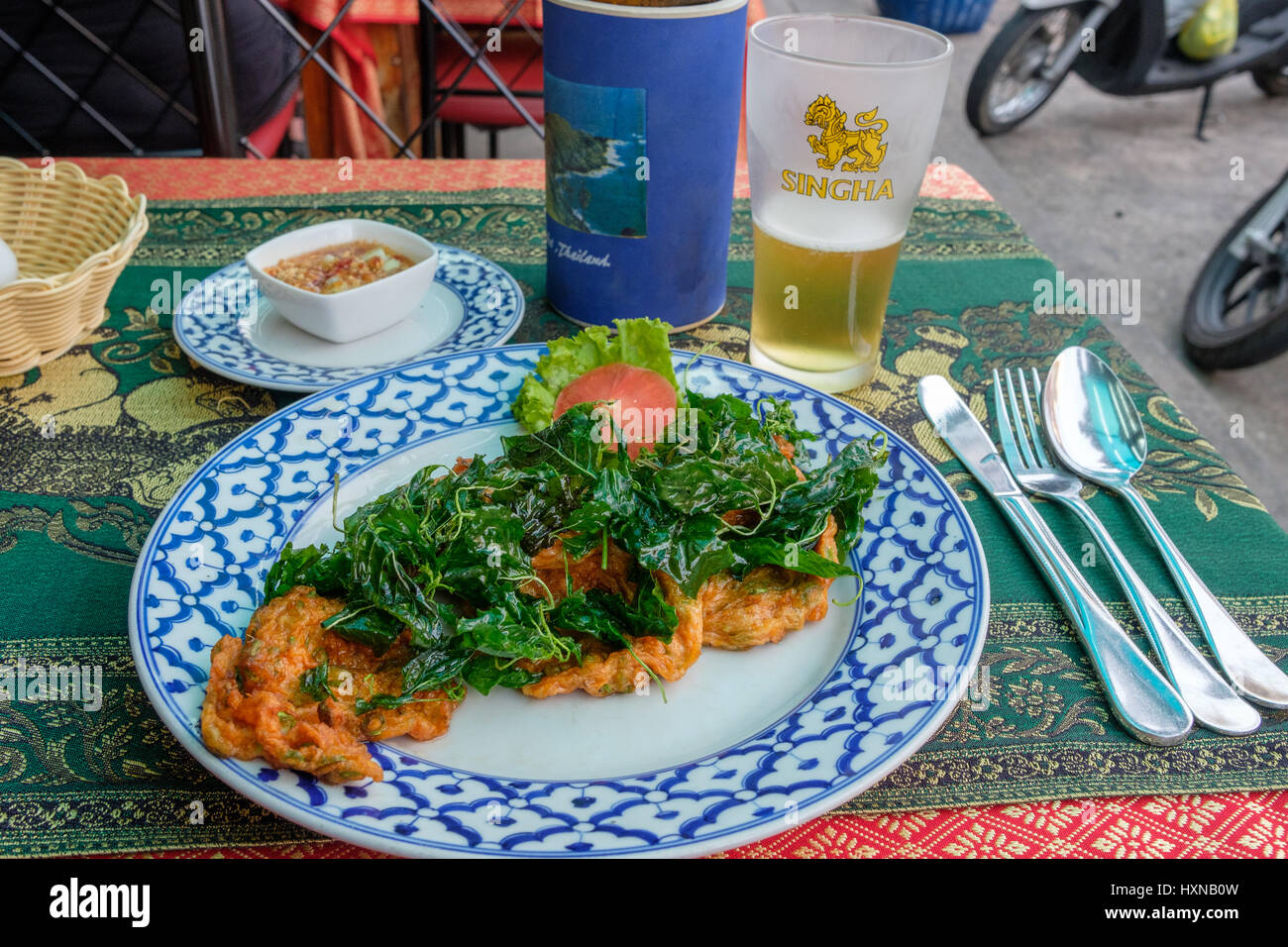 Fischfrikadellen Thai-Stil serviert in einem Restaurant in Hua Hin Stockfoto