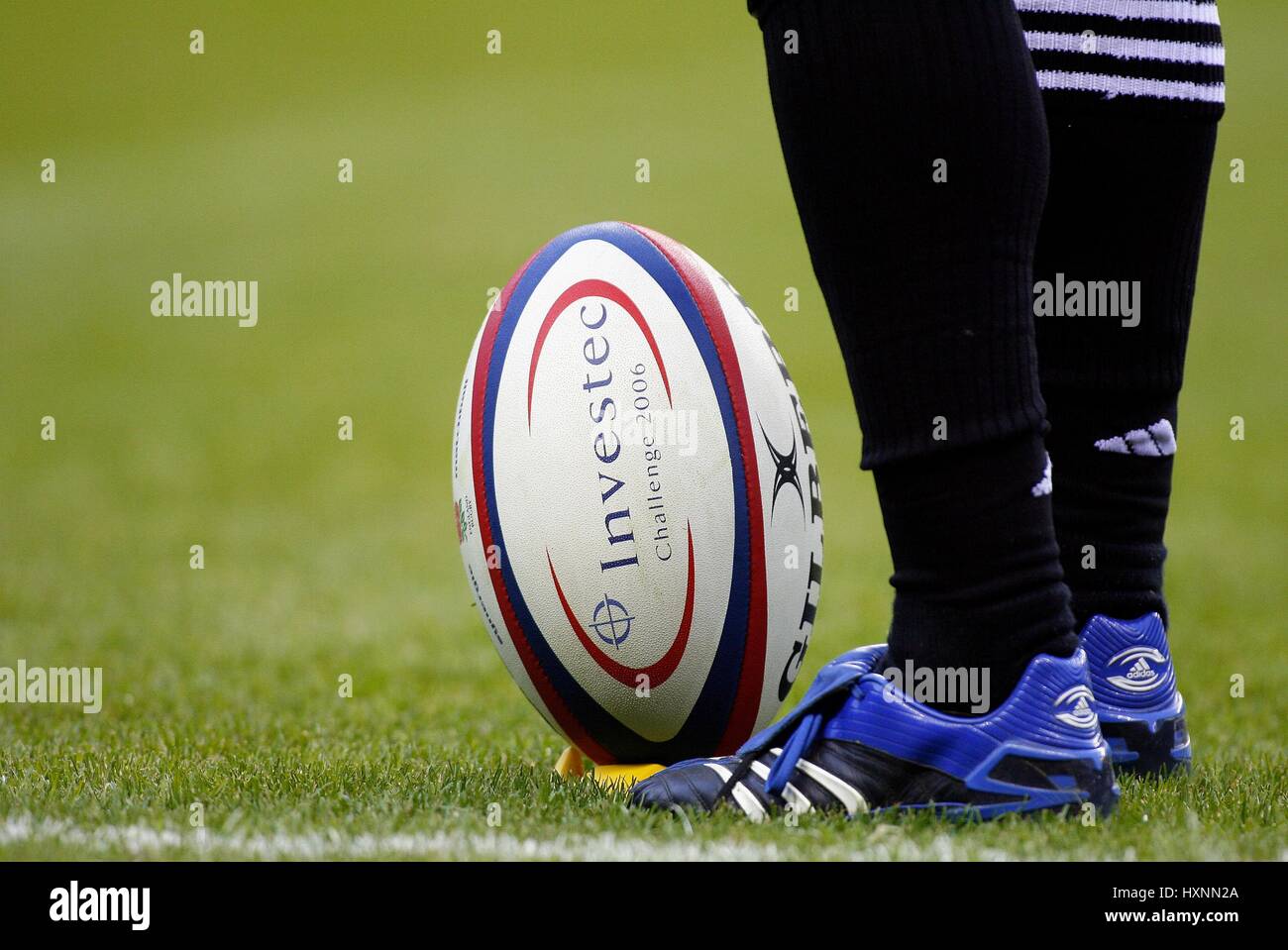 PENALTY KICK ENGLAND V Neuseeland TWICKENHAM LONDON ENGLAND 5. November 2006 Stockfoto