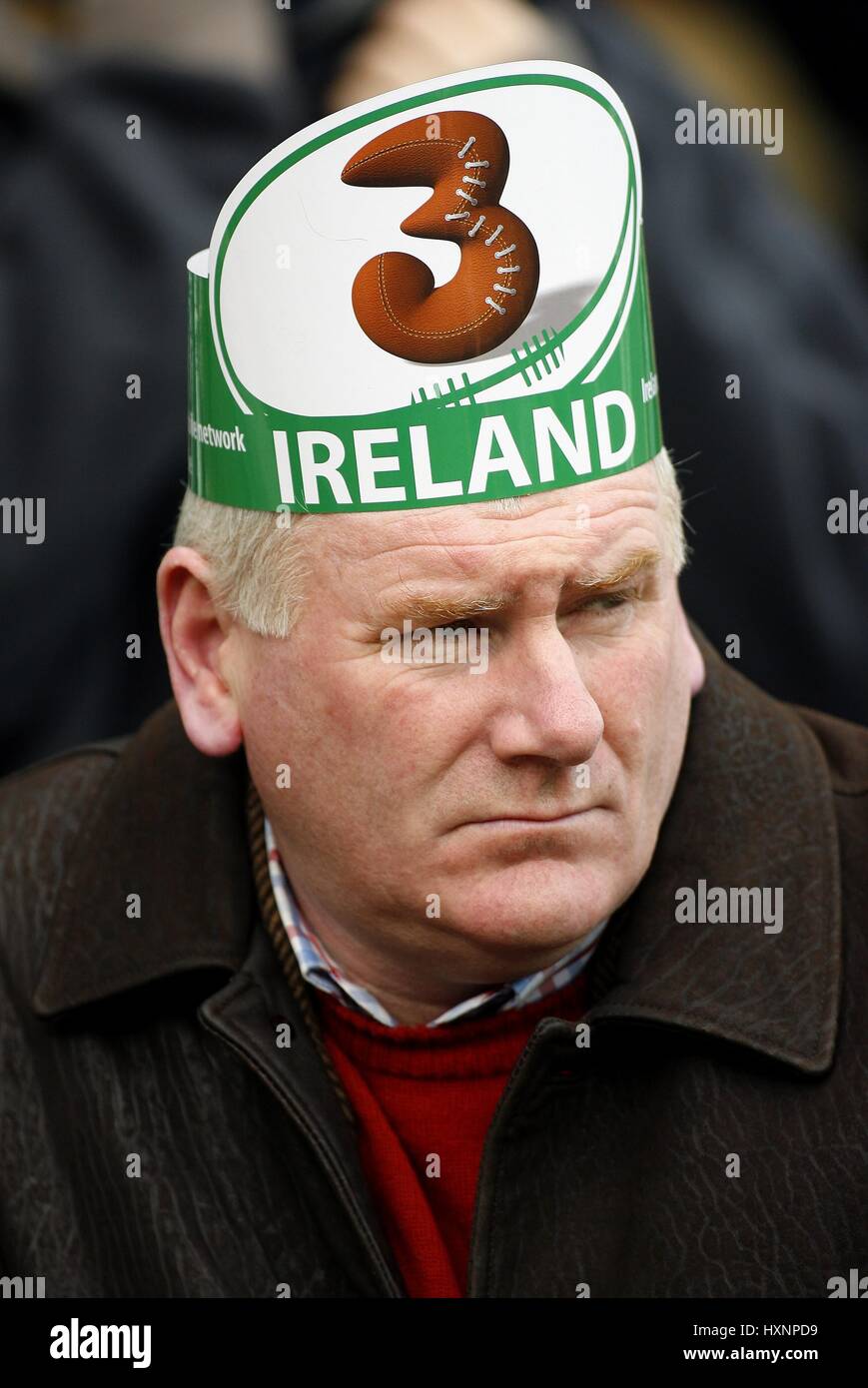 IRISCHER RUGBY-FAN Irland V Frankreich sechs Nationen CROKE PARK DUBLIN Irland 11. Februar 2007 Stockfoto