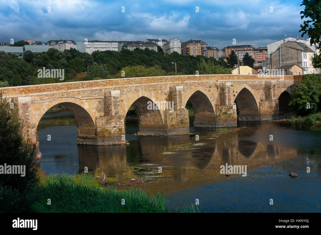 Römische Brücke über Fluss Miño - 1. Jahrhundert, Lugo, Region Galicien, Spanien, Europa Stockfoto