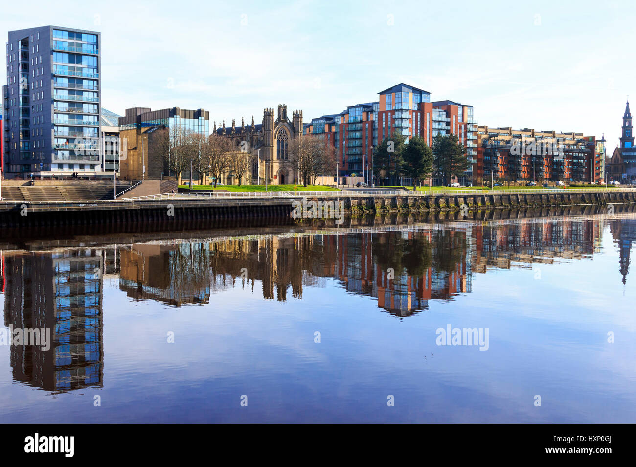 River Clyde, Glasgow mit Blick Ost zu den reichsten und Broomielaw, Glasgow, Scotland, UK Stockfoto