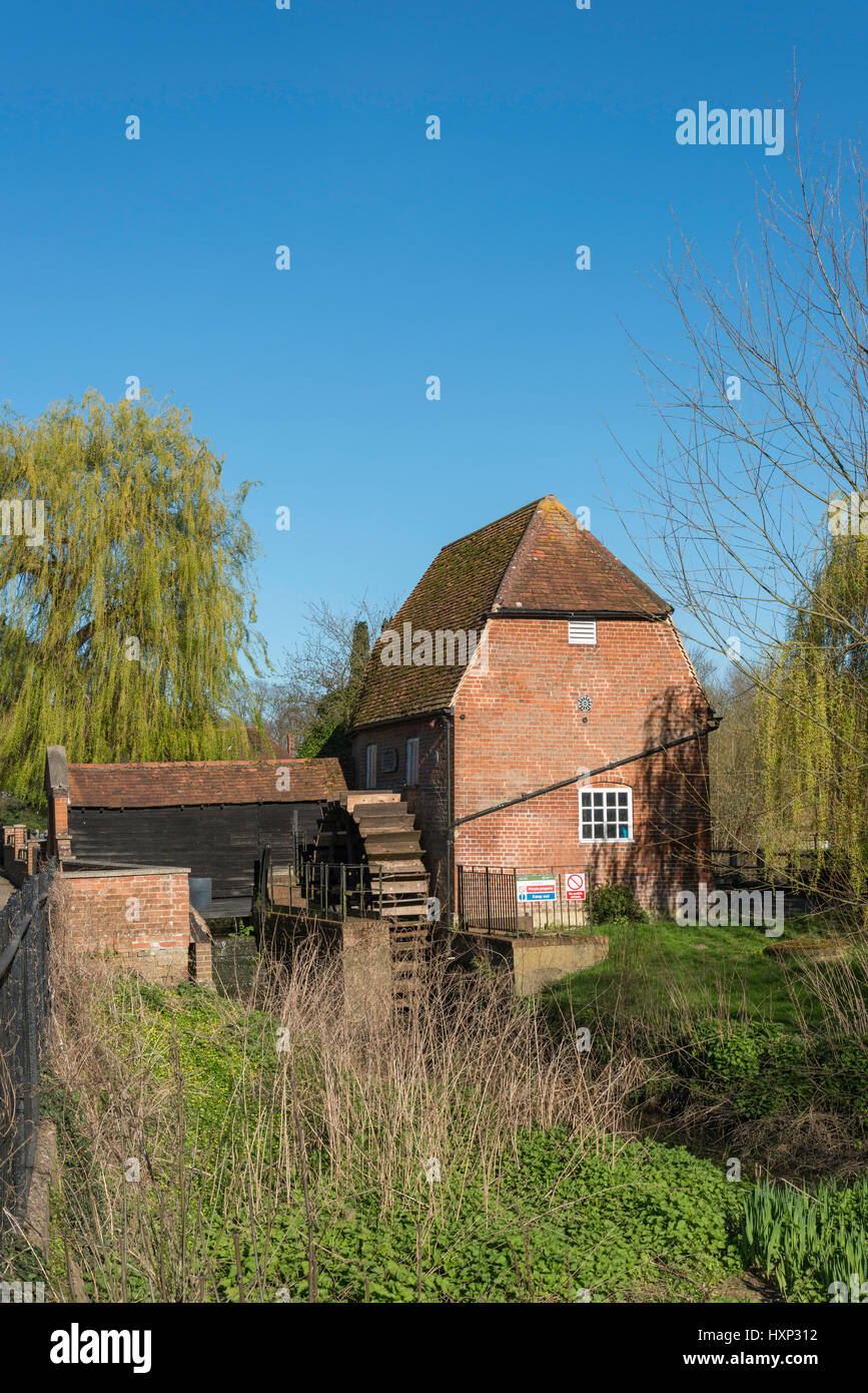 19. Jahrhundert Cobham Mühle, Cobham, Surrey, England, Vereinigtes Königreich Stockfoto
