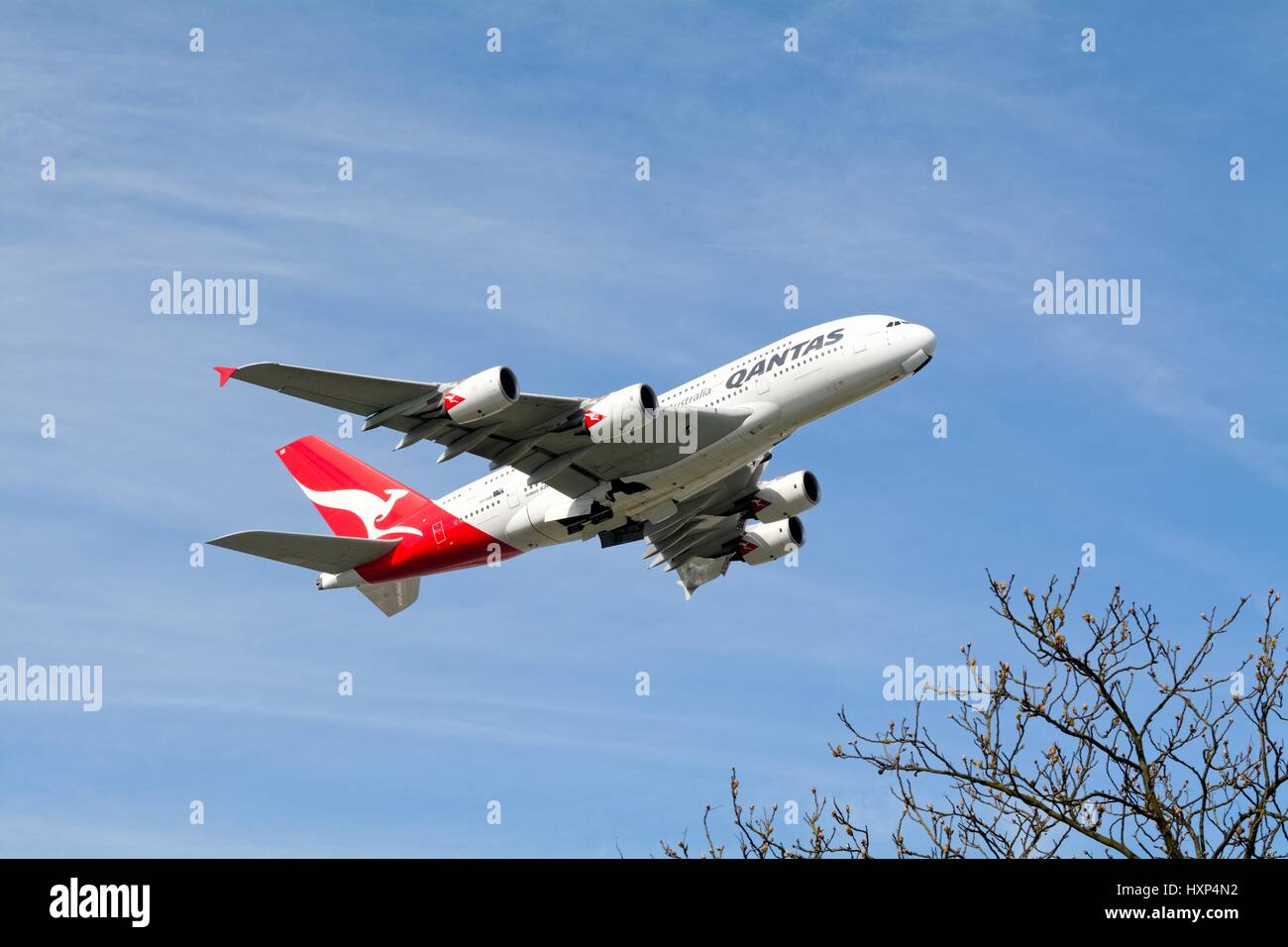 QANTAS-A380 Jet abheben von Heathrow Flughafen London UK Stockfoto
