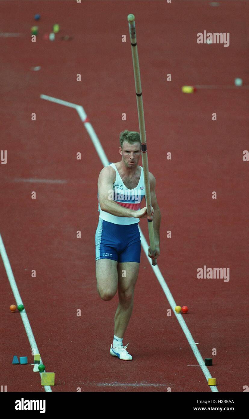 MIKE EDWARDS STABHOCHSPRUNG HELSINKI 1994 17. August 1994 Stockfoto