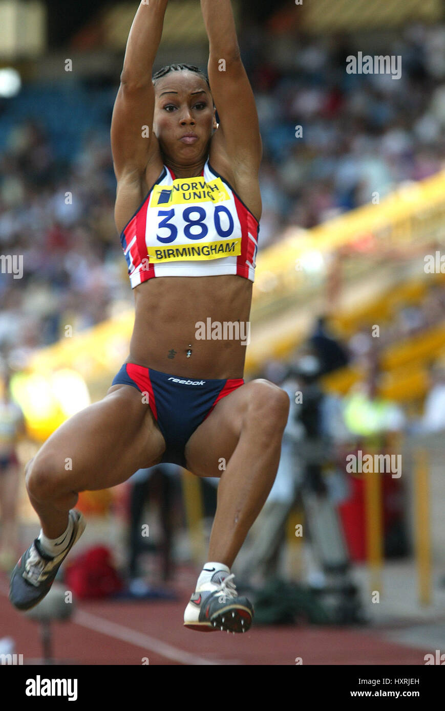 JADE JOHNSON Weitsprung ALEXANDER Stadion BIRMINGHAM ENGLAND 14. Juli 2002 Stockfoto