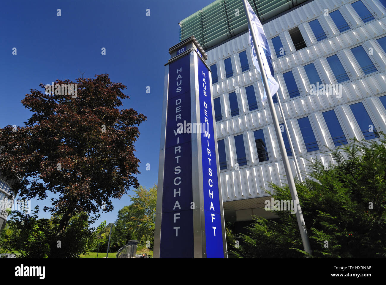 Haus Der Wirtschaft In Der Stadt Norden Winterhude Hamburg