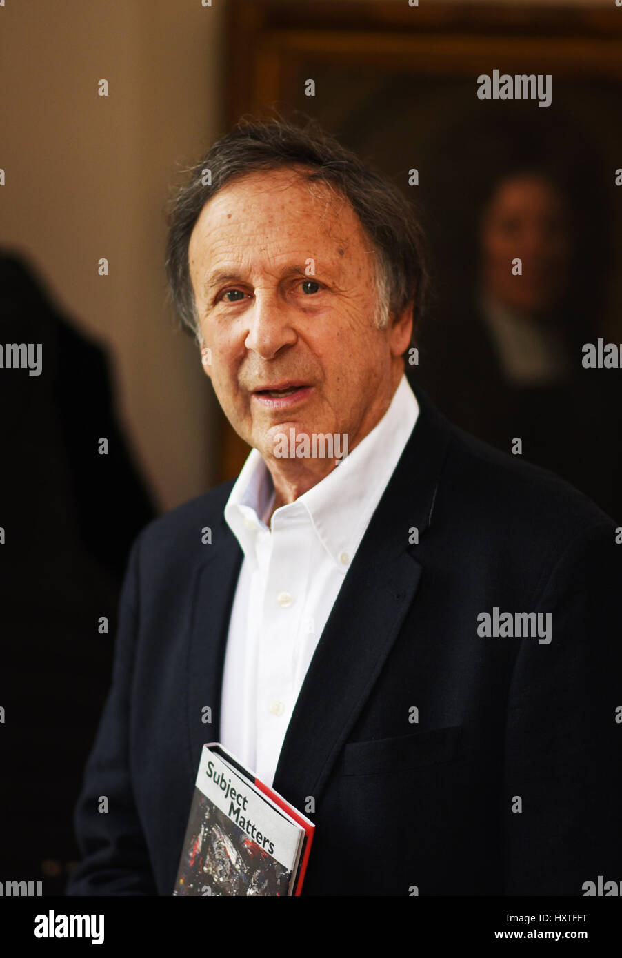 Oxford, UK. 30. März 2017. Jeremy Robson liest Gedichte in der Propstei Lodge, Worcester College. Oxford Literaturfestival. Bild von Richard Höhle 30.03.17 Credit: Richard Höhle/Alamy Live-Nachrichten Stockfoto