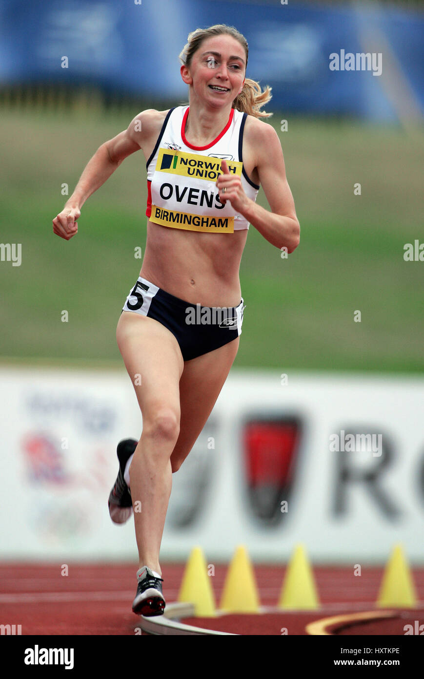 HAYLEY Öfen 1500 m ALEXANDER Stadion BIRMINGHAM ENGLAND 25. Juli 2004 Stockfoto