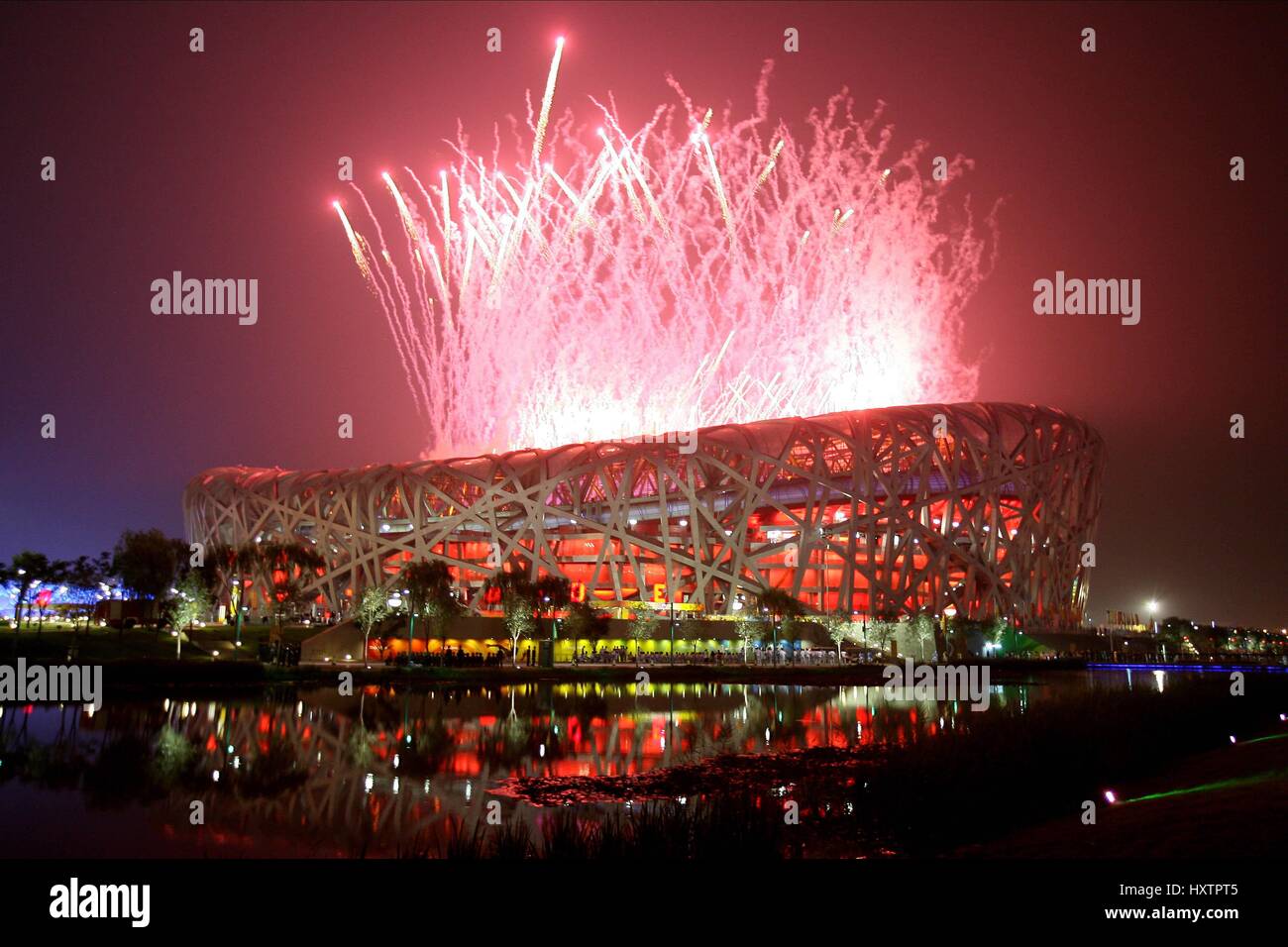DIE Vögel nisten Öffnung Zeremonie Olympiastadion Peking CHINA 8. August 2008 Stockfoto