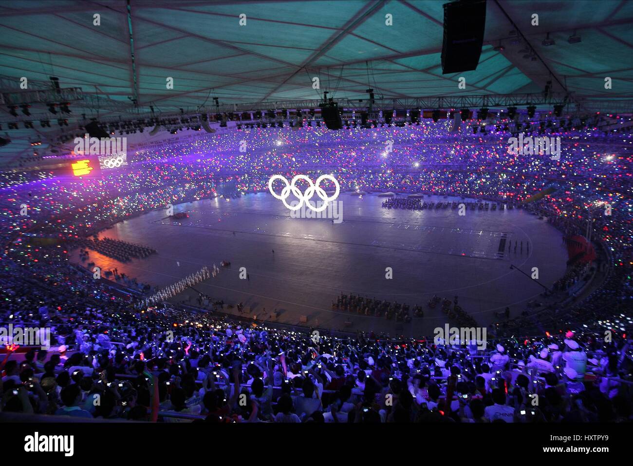 Im Inneren nisten der Vögel Öffnung Zeremonie Olympiastadion Peking CHINA 8. August 2008 Stockfoto