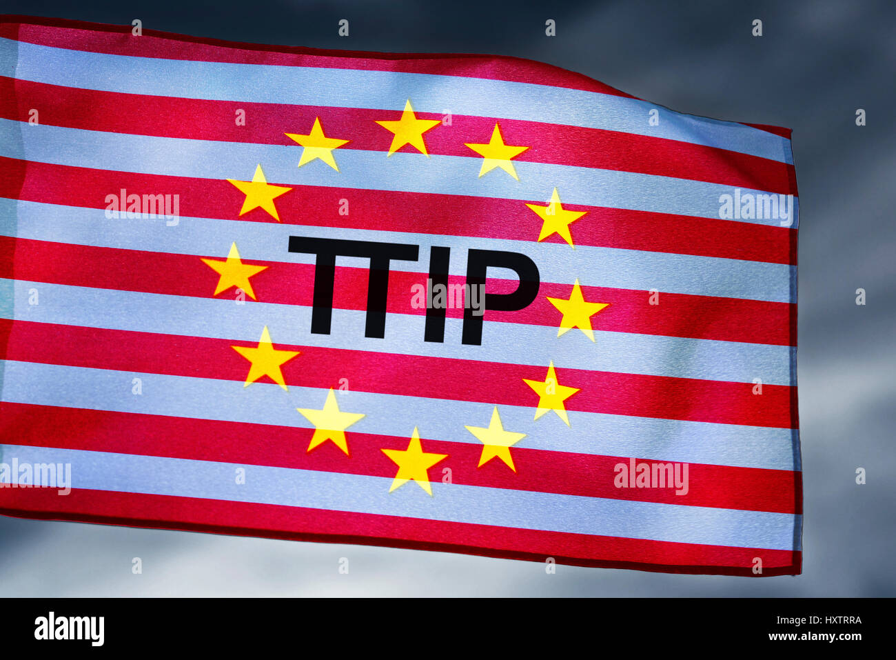 Mischung aus den Flaggen der EU und die USA, Freihandelsabkommen TTIP, Mischung der Fahnen von EU Und USA, Freihandelsabkommen TTIP Stockfoto