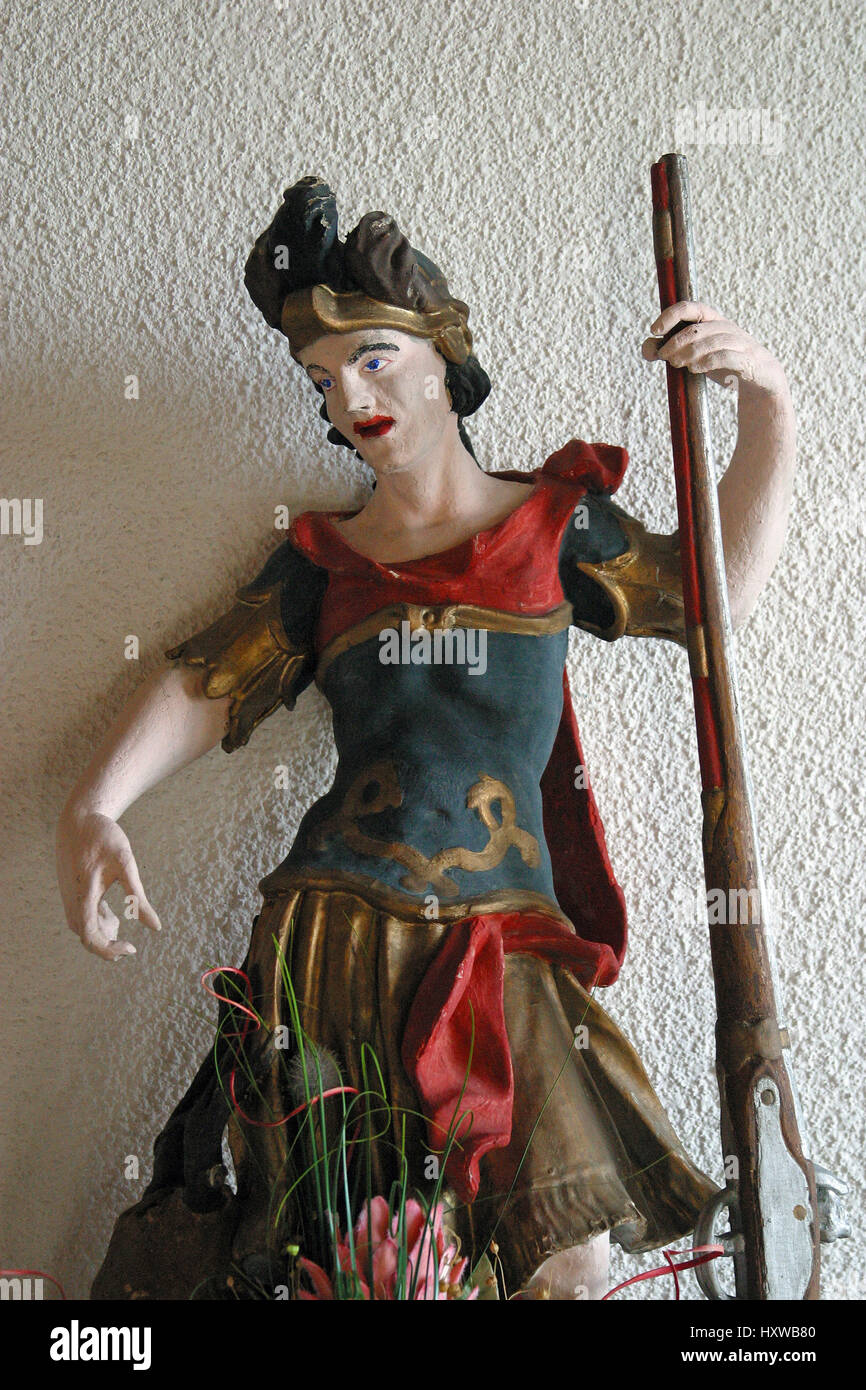 Sankt Hubertus Statue auf dem Altar in der Kapelle des Heiligen Geistes in Hotnja, Kroatien Stockfoto