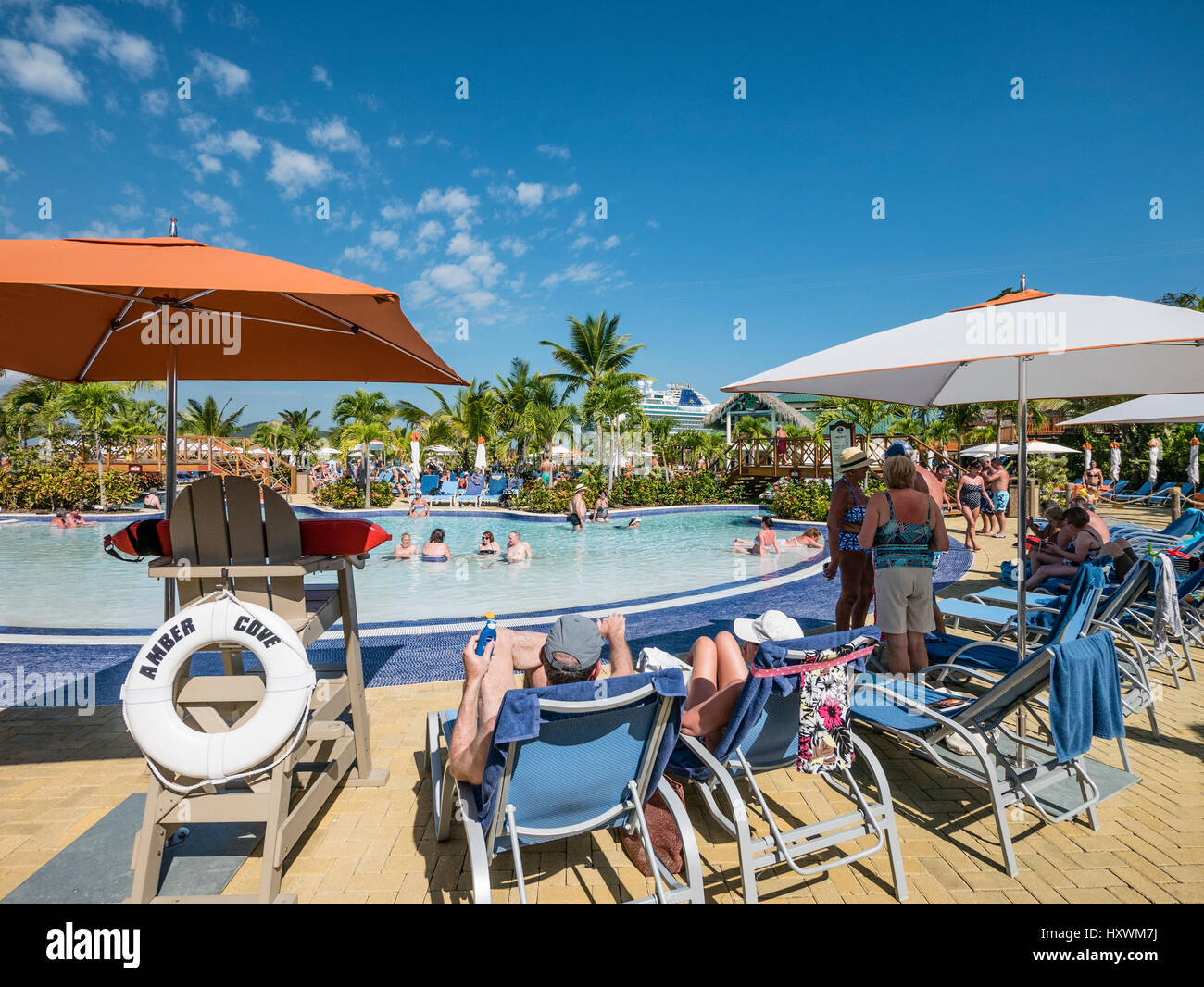 Custom Built Amber Bucht Kreuzfahrt-Resort und Einkaufszentrum in der Karibik Dominikanische Republik Stockfoto