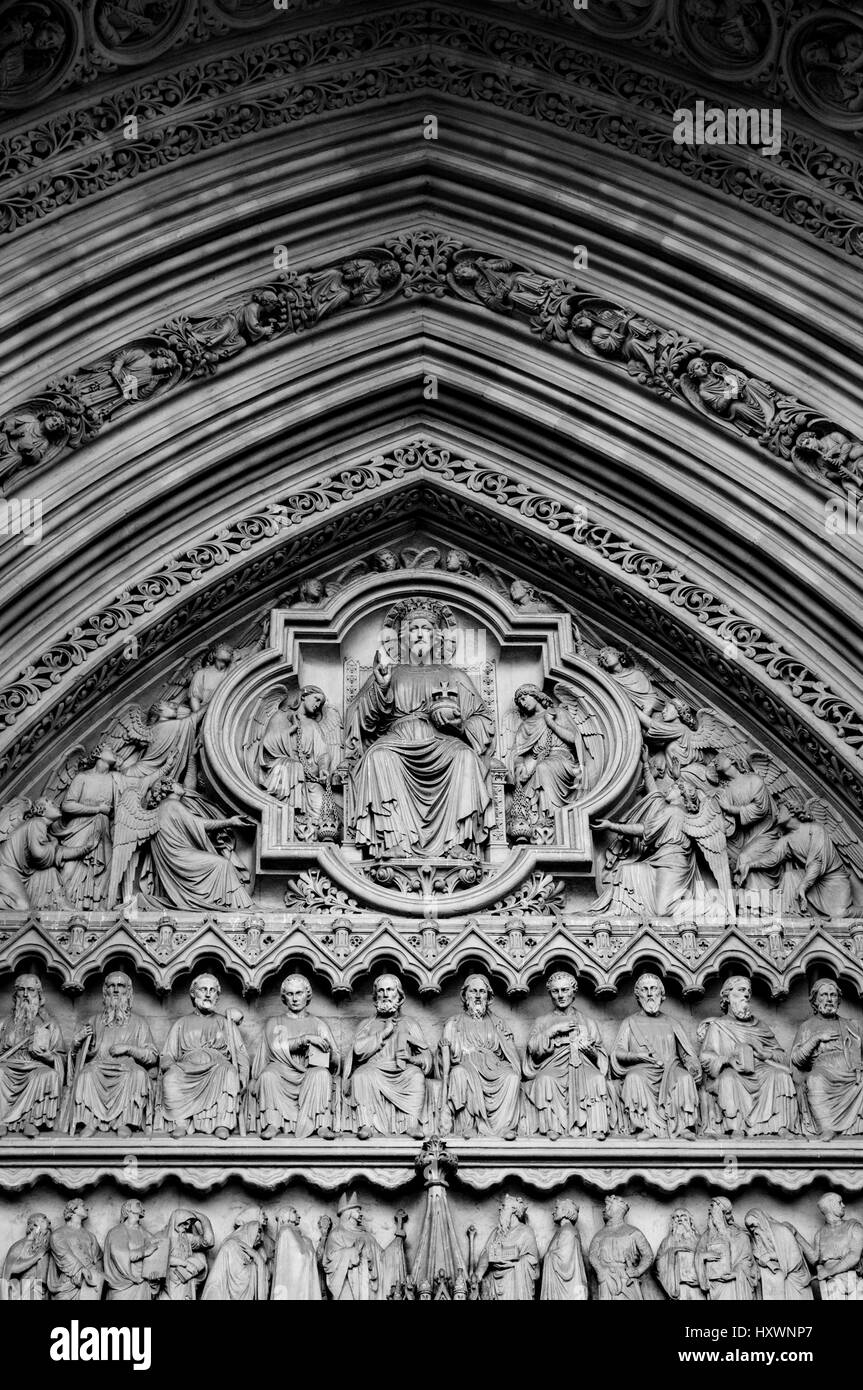 Schließen Sie herauf Bild der schönen Schnitzereien in der Westminster Abbey, London. 2017 Stockfoto