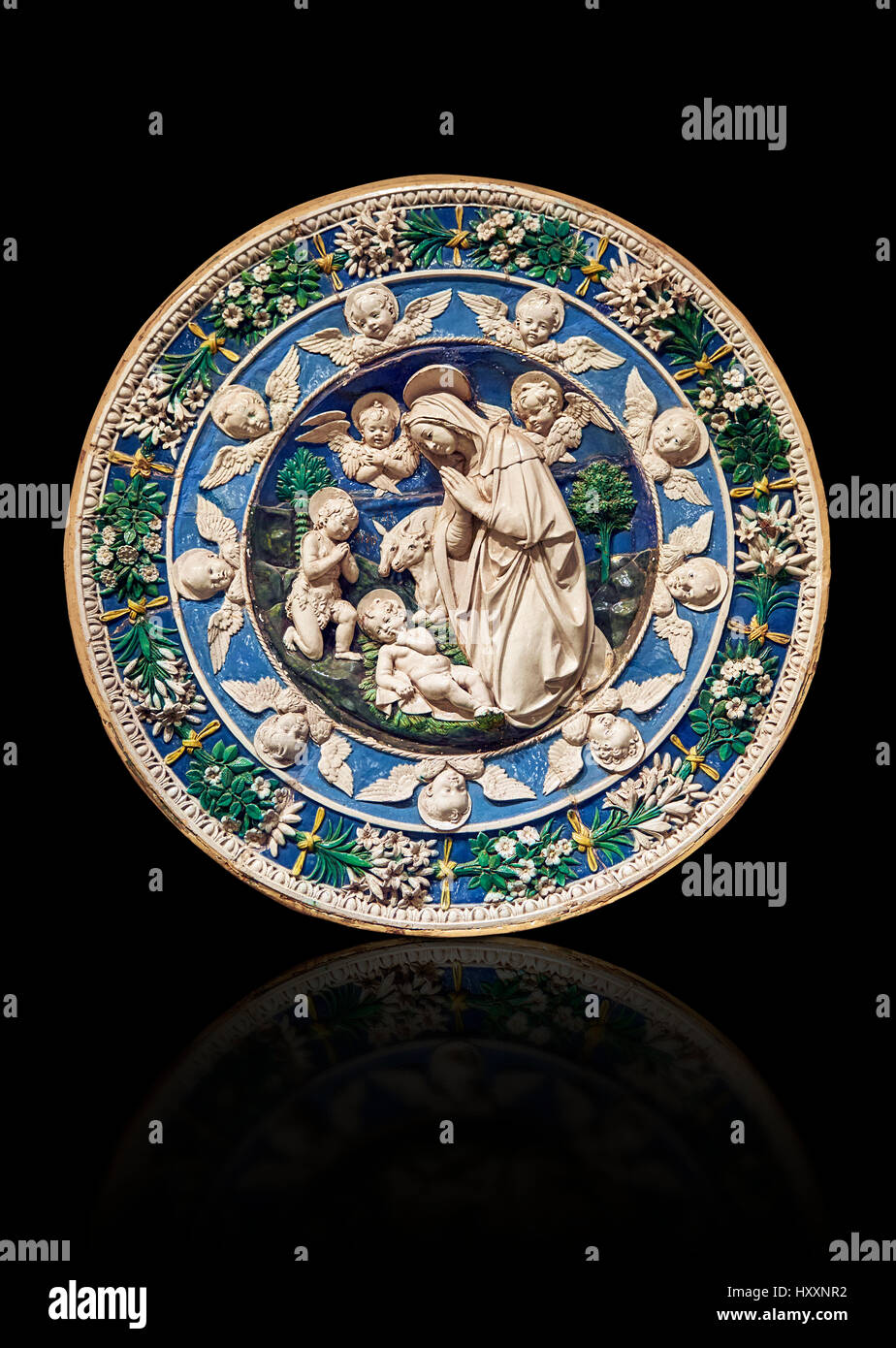 Emaillierte Terrakotta Relief Panel von der Jungfrau Anbetung des Kindes mit dem Kind Jean Baptist, Andrea und Giovanni della Robbia, Florenz Stockfoto