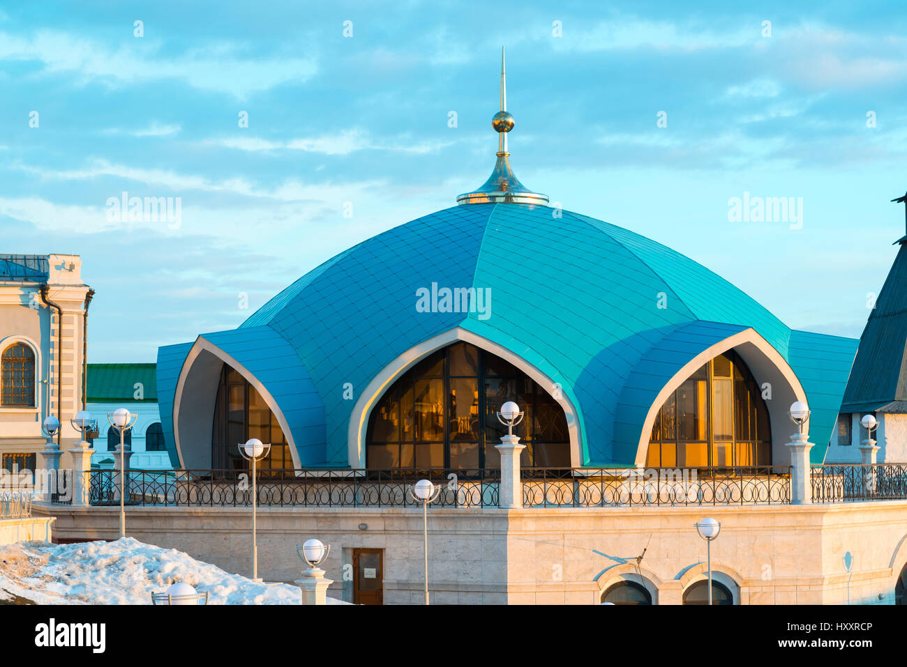 Service-Pavillon auf Gebiet der Kasaner Kreml in Tatarstan, Russland Stockfoto