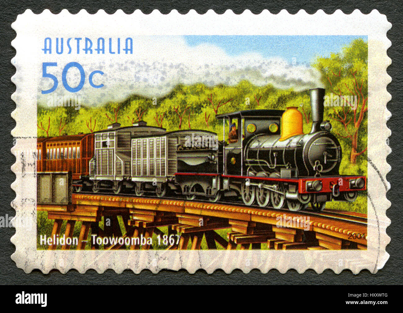 Australien - ca. 2004: Eine gebrauchte Briefmarke aus Australien, zum Gedenken an die Zugverbindung zwischen Helidon und Toowoomba, circa 2004. Stockfoto