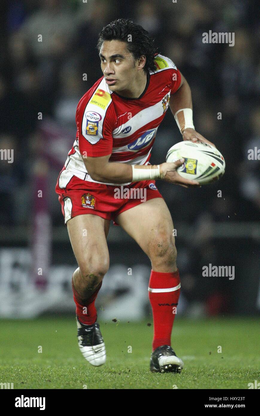 THOMAS LEULUAI WIGAN WARRIORS RLFC KC STADIUM HULL ENGLAND 23. März 2007 Stockfoto