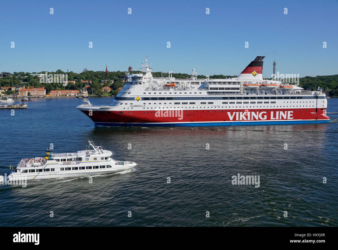 Fähren und anderen kommerziellen Schifffahrt binden die baltischen Länder zusammen mit kulturellen Traditionen immer in Erscheinung. Stockfoto