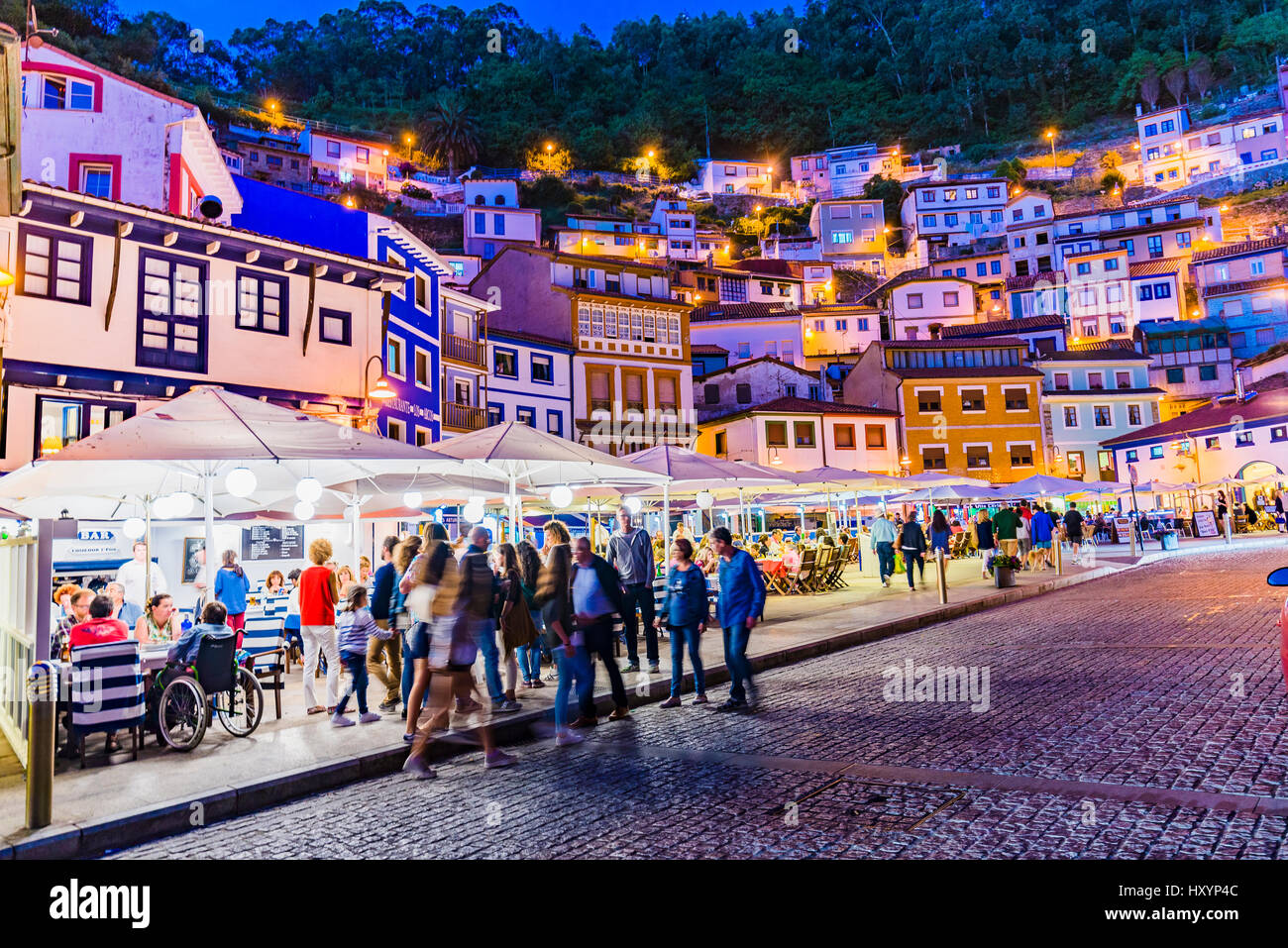 Cudillero ist ein touristisches Ziel befindet sich in Asturien, Spanien. Europa Stockfoto