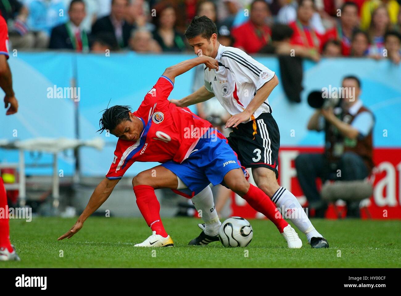 ARNE FRIEDRICH WALTER CENTENO Deutschland gegen COSTA RICA WORLD CUP München Deutschland 9. Juni 2006 Stockfoto