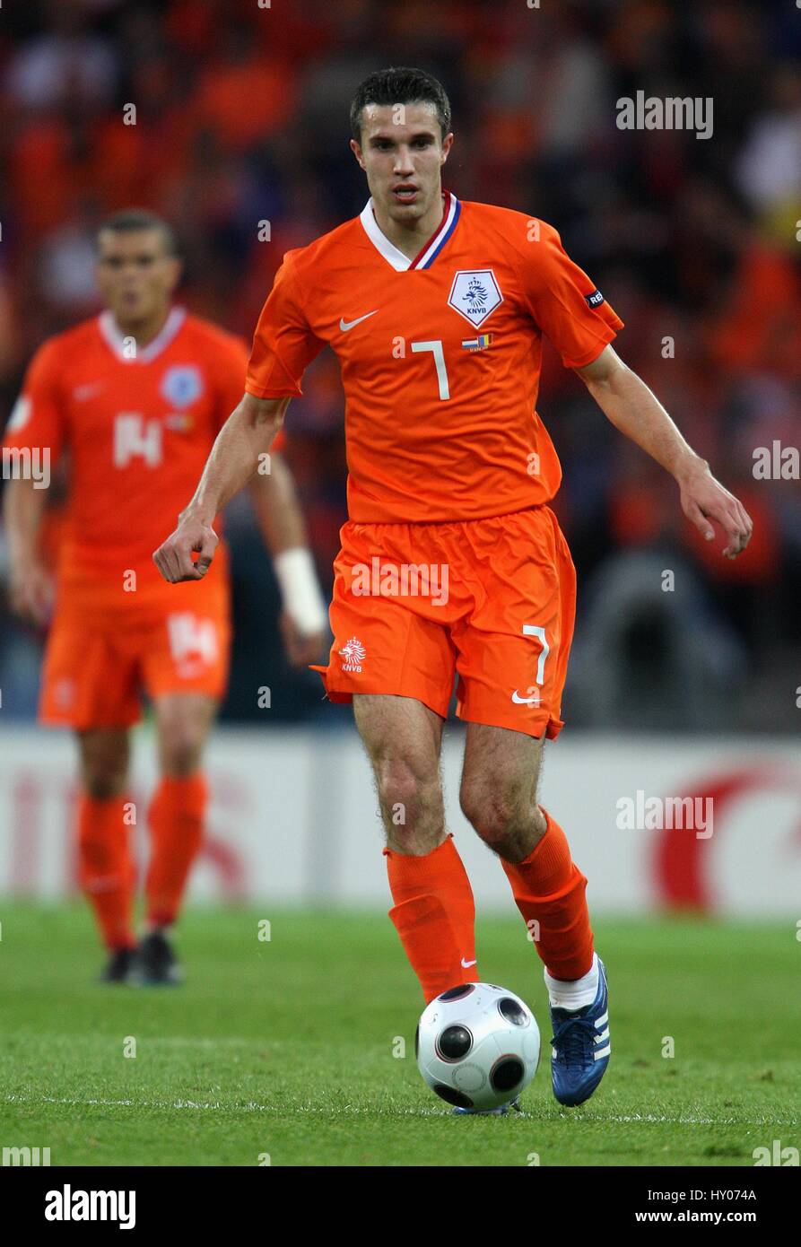 ROBIN VAN PERSIE HOLLAND & ARSENAL FC STADE DE SUISSE Bern Schweiz 17. Juni  2008 Stockfotografie - Alamy