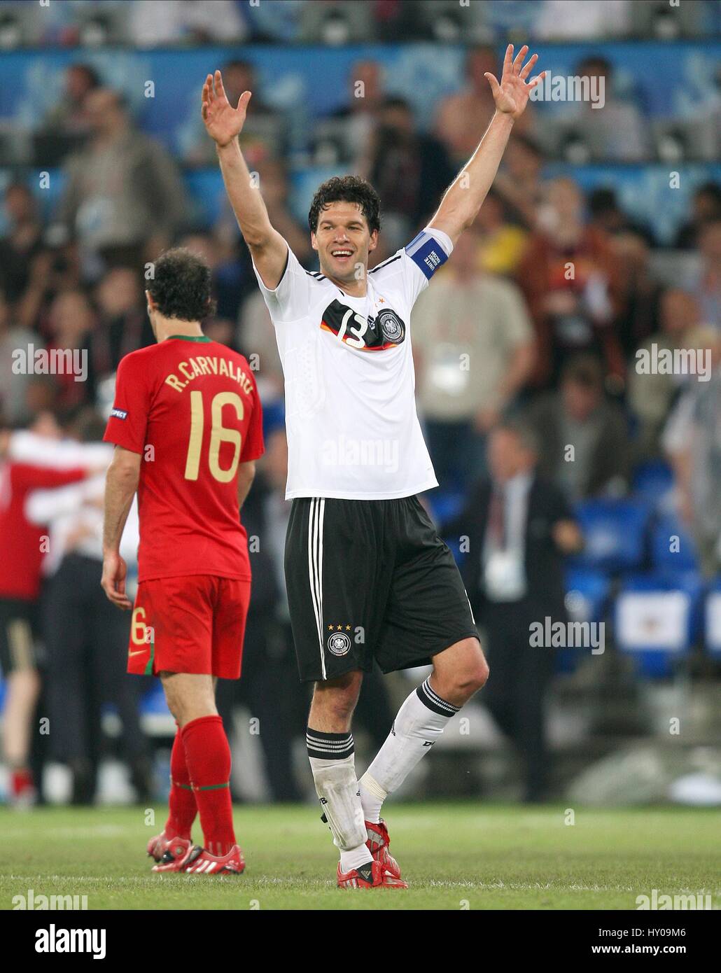 MICHAEL BALLACK am Ende des Spiels PORTUGAL V Deutschland St. JAKOB-PARK BASEL Schweiz 19. Juni 2008 Stockfoto