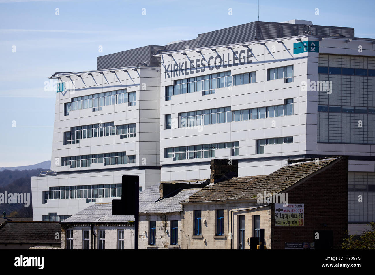 Kirklees College Huddersfield Stadtzentrum eine große Marktstadt metropolitan Borough Kirklees, West Yorkshire, England. VEREINIGTES KÖNIGREICH. Stockfoto