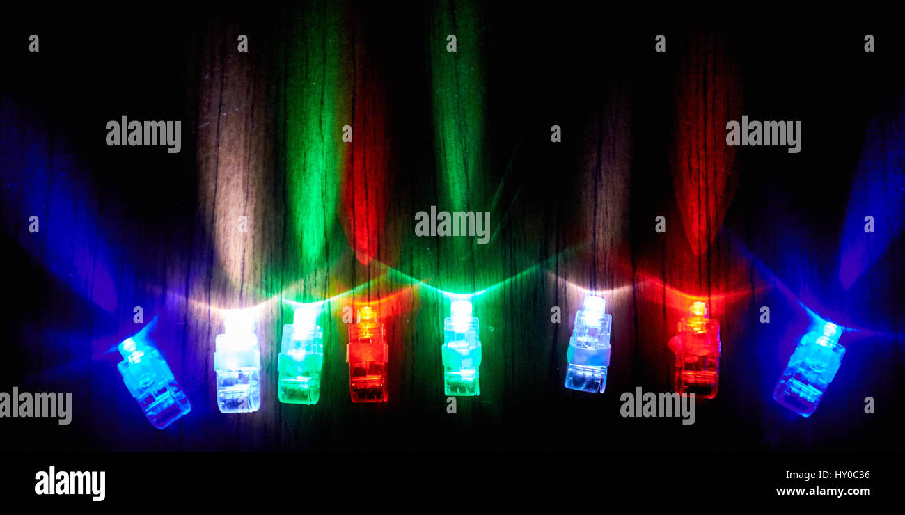 Farbige LEDs im Dunkeln fotografiert Stockfoto