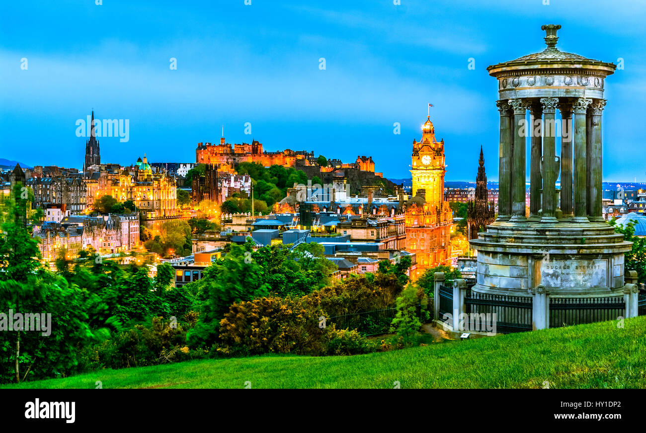 Edinburgh Stadtbild am Abend, Schottland Stockfoto