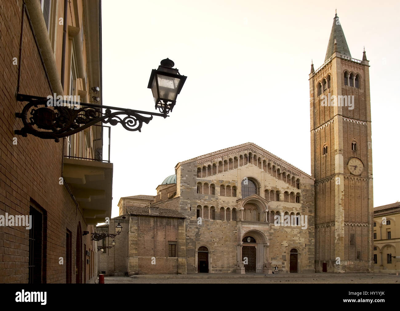 Bild des Doms von Parma, Emilia-Romagna, Italien.  Der Dom von Parma, Emilia-Romagna, Italien. Der groÃŸartige Romanische Bau Stammt aus Dem 12. J Stockfoto